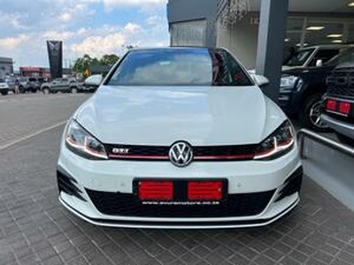 Volkswagen Golf GTI 2018, Automatic, 2 litres - Jeffreys Bay