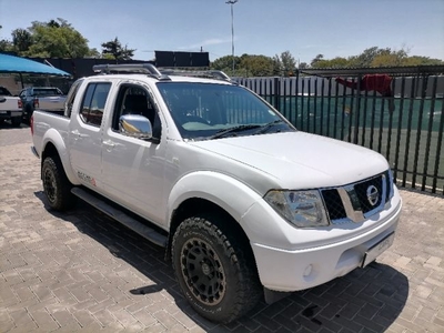 2010 Nissan Navara 2.5DCI double cab LE Manual For Sale For Sale in Gauteng, Johannesburg