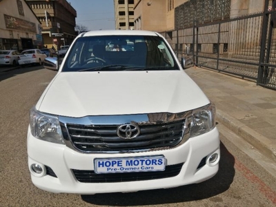 2011 Toyota Hilux 2.7 Raider For Sale in Gauteng, Johannesburg
