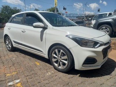 2017 Hyundai i20 1.4 Fluid auto For Sale in Gauteng, Johannesburg