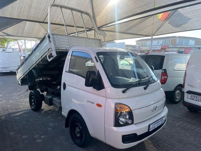 Used Hyundai H100 Bakkie 2.6D Tipper for sale in Western Cape