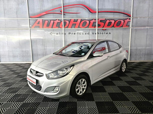 2012 Hyundai Accent 1.6 Gls/fluid for sale