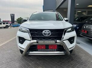Toyota Fortuner 2021, Automatic, 2.8 litres - Cape Town