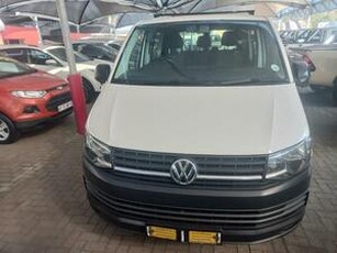 Volkswagen Transporter T5 2017, Automatic, 2 litres - Bloemfontein