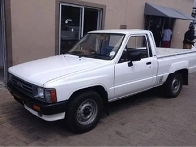 Toyota Hilux 1989, Manual, 1.8 litres - Tzaneen