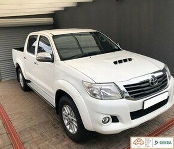 Toyota Hilux 2014, Automatic, 3 litres - Arnot