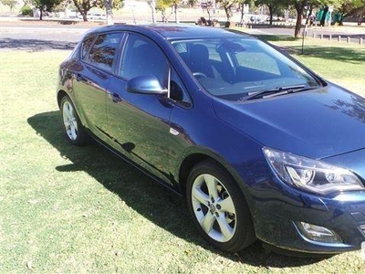 Opel Astra Manual 2012