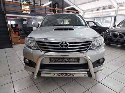 2014 TOYOTA FORTUNER 3.0 D4D R/BODY AUTO