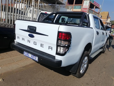 2016/Ford Ranger 2.2 double cab