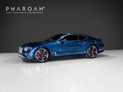 Bentley Continental GT W12 Mulliner coupe