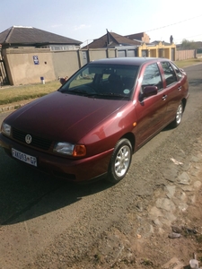 Polo 1.8 1998 model clean with papers