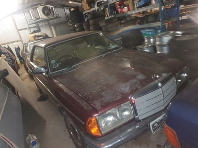 WANTED! MERCEDES W123