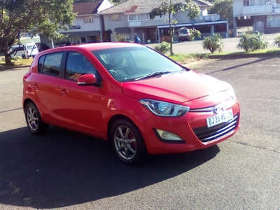 2013 HYUNDAI I120 1.4 AUTO in a good condition. FULL HOUSE.