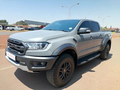 Grey Ford Ranger 3.2 TDCi XLT 4x4 D/Cab with 137000km available now!