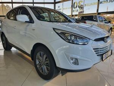 Hyundai ix35 2015, 2 litres - Brooklyn Square