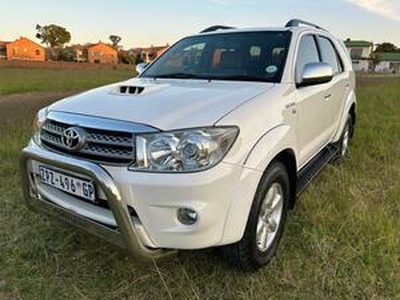 Toyota Fortuner 2010, Automatic, 3 litres - Wepener
