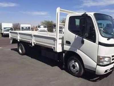 Toyota Hilux 2016, Manual, 2 litres - Bloemfontein