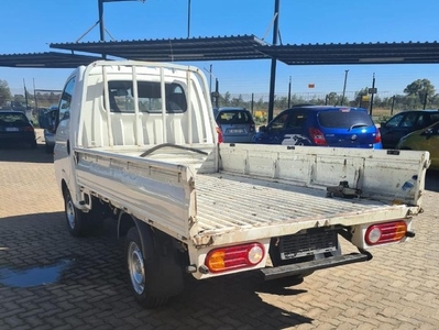 Used Hyundai H100 Bakkie 2.6i D Dropside for sale in Gauteng