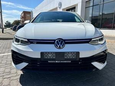Volkswagen Golf 2022, Automatic, 2 litres - Polokwane