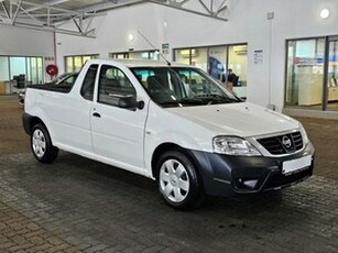 Nissan NP 300 2022, Manual, 1.6 litres - Cape Town