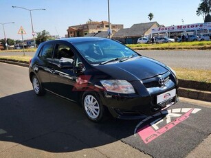 Used Toyota Auris 140 RT for sale in Gauteng