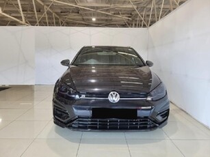 Volkswagen Golf 2020, Automatic, 2 litres - Pretoria Gardens
