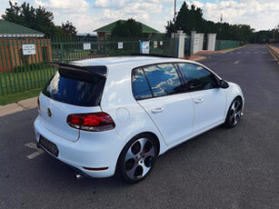 Volkswagen Golf GTI 2015, Automatic, 2 litres - Kutlwanong