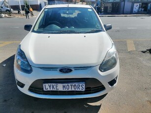 2012 Ford Figo hatch 1.5 Ambiente For Sale in Gauteng, Johannesburg