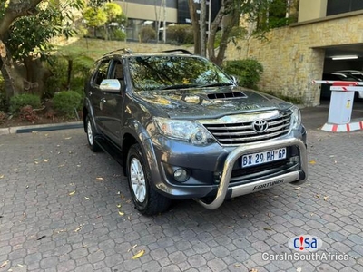 Toyota Fortuner 2.5 Manual 2012