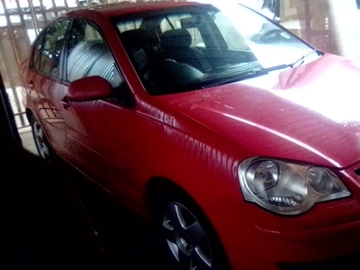 Polo Classic 2.0lt Manual, Red, 2007 neat all round, tyres fresh.