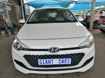 2017 Hyundai i20 1.4 Fluid For Sale in Gauteng, Johannesburg