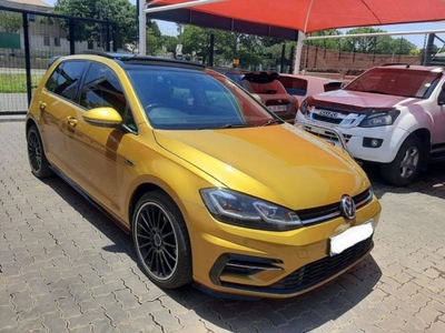 2019 Volkswagen Golf 1.4TSI Comfortline R-Line For Sale For Sale in Gauteng, Johannesburg