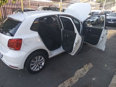 2019 Volkswagen Polo Vivo hatch 1.4 Trendline auto For Sale in Gauteng, Johannesburg
