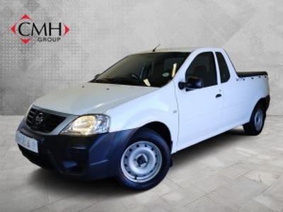 2021 Nissan NP200 1.6 8V Base + Safety