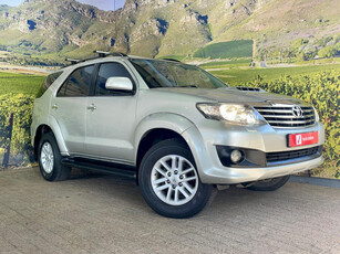2014 TOYOTA FORTUNER 3.0D-4D R-B A-T