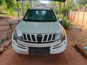 2014 Mahindra XUV500 SUV