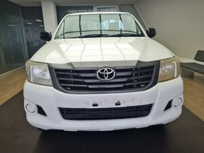 Toyota Hilux 2014, Manual, 2.5 litres - Port Elizabeth