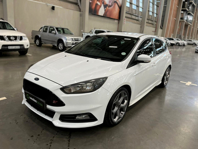 2017 Ford Focus 2.0 Gtdi St1 (5dr) for sale
