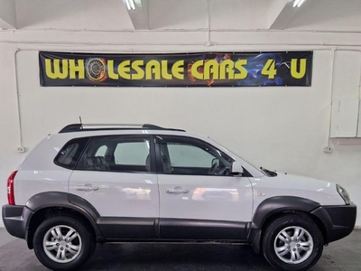 Used Hyundai Tucson 2.0 GLS (SERVICE HISTORY,LOW KILOS) for sale in Gauteng