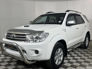 2011 Toyota Fortuner II 3.0 D-4D Raised Body Auto