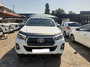 2017 Toyota Hilux 2.8GD-6 double Cab 4x4 Raider Manual For Sale