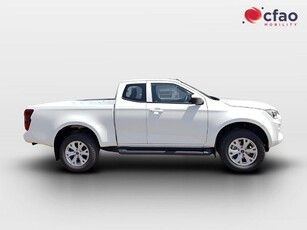 Used Isuzu D