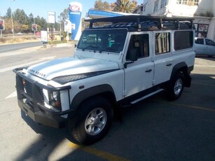Used Land Rover Defender 110 2.2D Station Wagon for sale in Gauteng