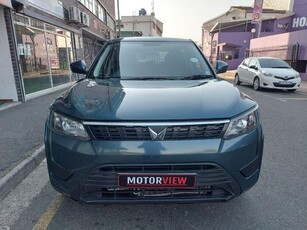 Used Mahindra XUV 300 1.2T SE for sale in Kwazulu Natal