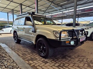 Used Toyota Land Cruiser 100 4.7 V8 Auto for sale in Gauteng