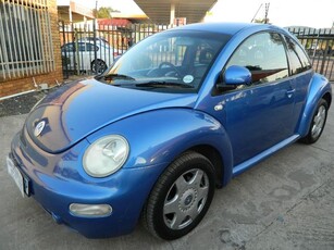 Used Volkswagen Beetle 2.0 Highline for sale in Gauteng