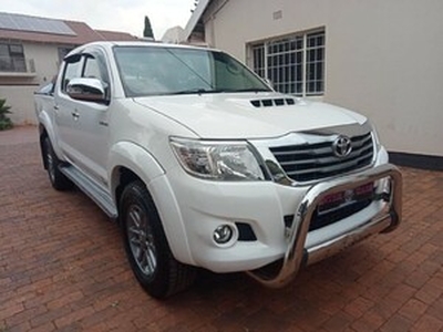 Toyota Hilux 2014, Manual, 3 litres - East London