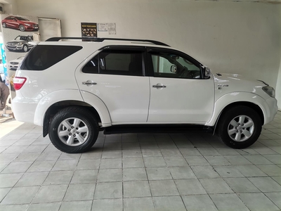 2010 TOYOTA FORTUNER 3.0D4D AUTO Mechanically perfect