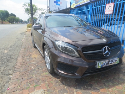 2015 Mercedes Benz GLA 220 CDi