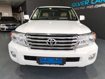 Used Toyota Land Cruiser 200 4.5 D V8 VX Auto for sale in Gauteng